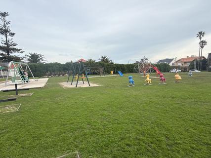Bom playground para crianças