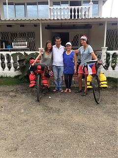 Brisas del Rio Hotel/Hospedaje (by the river Ovejas)