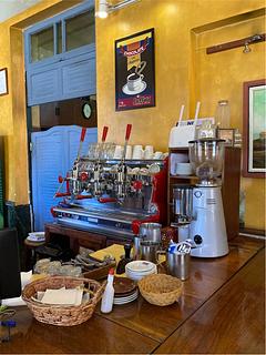 Cafe La Plata