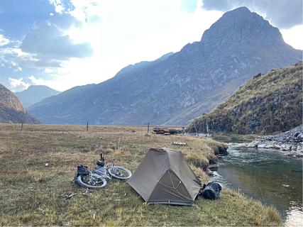 Camp By River (sem acesso para veículos)