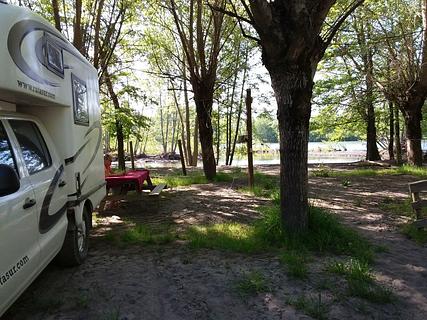 Camping el Girasol Saltos del Laja