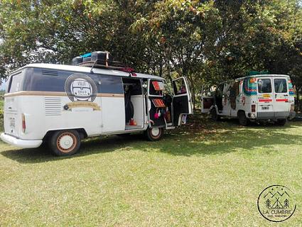 Camping La Cumbre Del Macizo