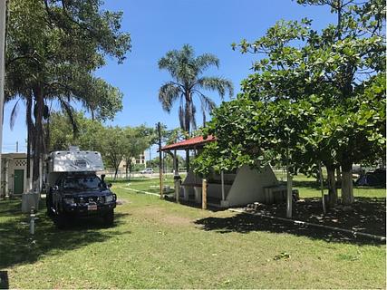 Camping, Pousada e Lanchonete Leste