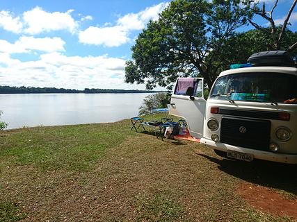 Camping municipal Santo Tomé na beira do rio