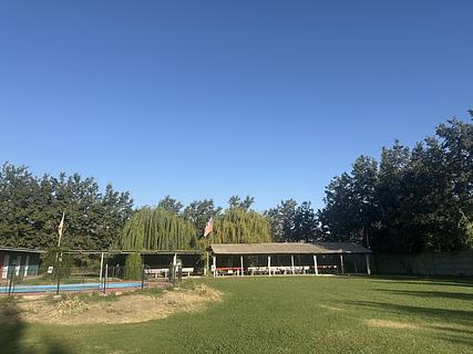 Camping Piscina Los Almendros