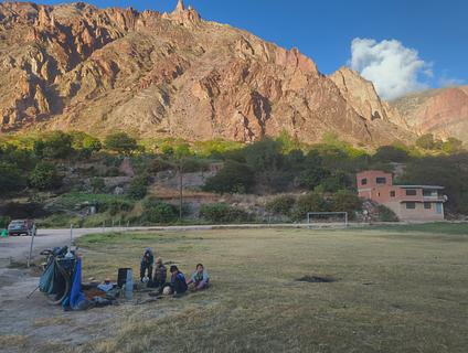 Campo de futebol em Zona Zona