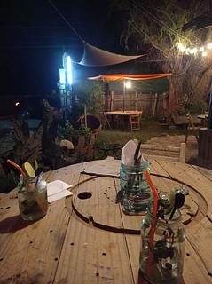 Carbon Naranja Grill Bar