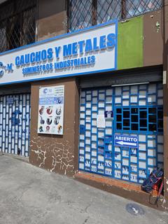 Cauchos y metales