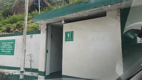 Chuveiros em Posto de Gasolina