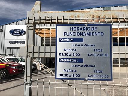 Concessionária Ford e Toyota