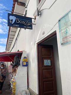 Dentist Centro Odontólogico Bascón