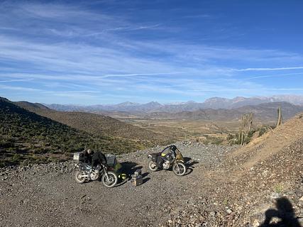 Dos Amigos Lookout