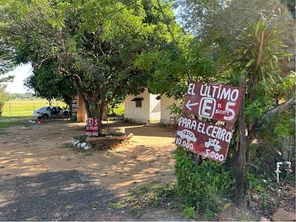 El Bigote - Camping + Estacionamento