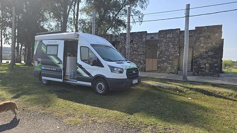 em frente ao camping municipal el sauce (grátis)