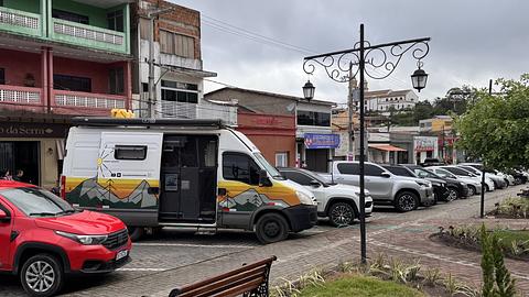 Estacionamento em Bananeira
