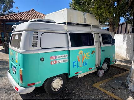 Estacionamento na estação de trem de Carandaí
