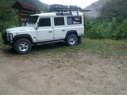 Estacionamento para o Parque Nacional Podocarpus