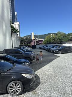 Estacionamento rotativo ao lado de Casa da Lagosta