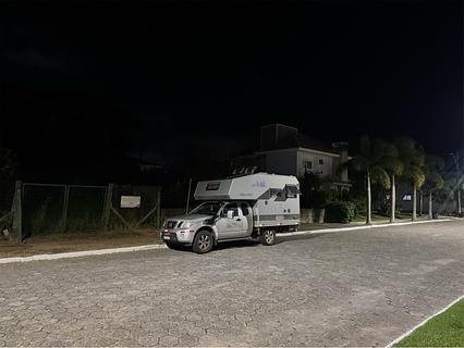 Estacionamento na rua em Jurerê Internacional