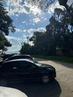 Estacionamento na rua perto de Praia Remanso