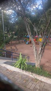 Estacionamento na rua - Praça