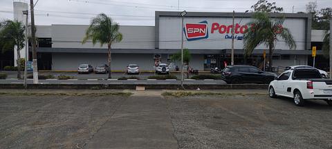 estacionamento supermercado