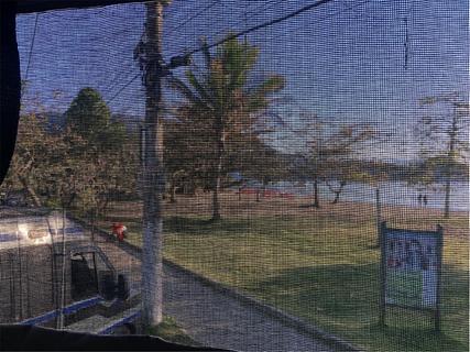 Estacionamento tranquilo na praia