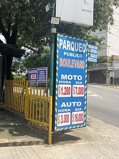 Estacionamento para veículos altos