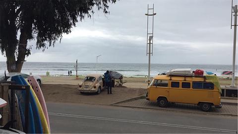 Estacionamiento frente a Soul Surf