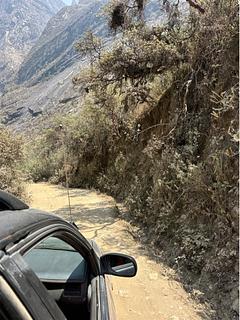 Estrada para Laguna Peron