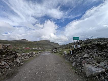 Estrada para Pacchanta Ausangate