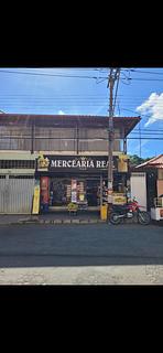 Excelente local