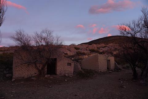 Fazenda de Ovelhas Abandonada - Ruta 40