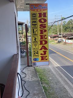 Hospedaje Jhon Carlos