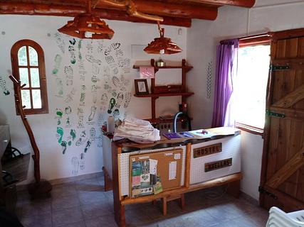 hostal huellas