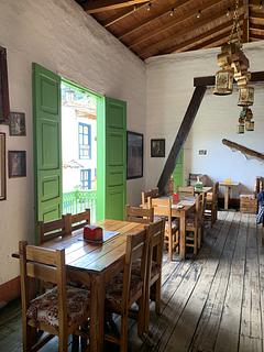 La Gruta (2nd floor)