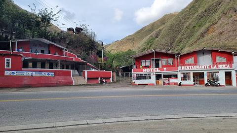 La Roca Hotel
