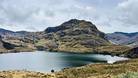 lagunas trekking parking
