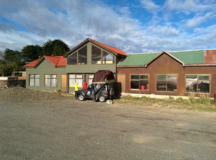 Lakeside. Ruta 9 N of Punta Arenas