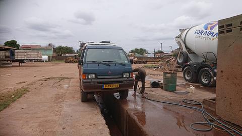 Lavagem de carro com rampa