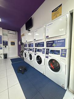 Lavanderia 24 h autosserviço