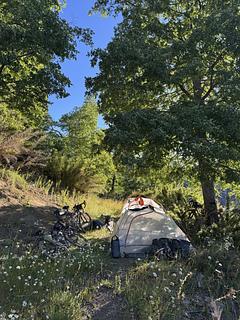 Linda e escondida (somente ciclistas)