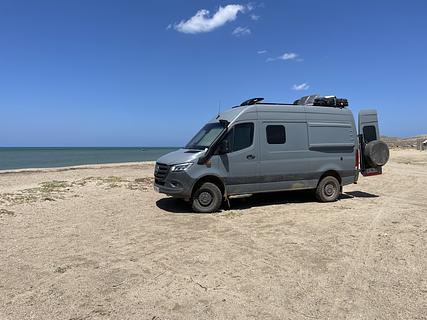 Na praia