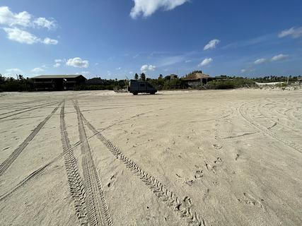 Na praia
