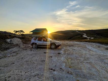 No topo de uma colina
