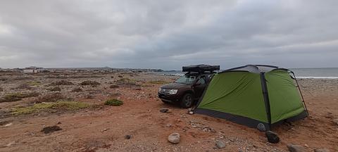 Orilla de playa roca, quebrada carrizalillo