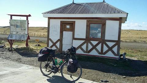 Parada de Ônibus para Ciclistas (97 km L de PorV)