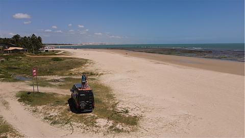 Pé na Areia Flecheiras