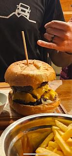 Pepe's Burger