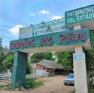 Pirai Cabins (heaps of local restaurants)